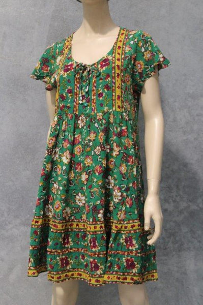 Gypselle Floral Crepe Babydoll Dress w Buttons