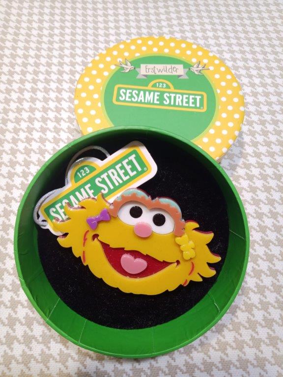 Zoe - Brooch (Sesame Street 2019)