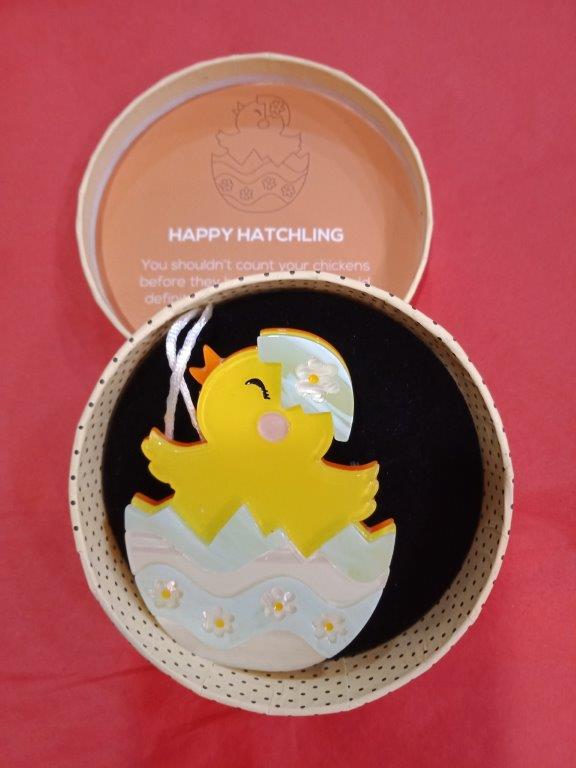 Happy Hatchling Brooch (Carmen Hui 2020) Easter